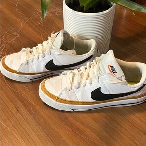 Nike Court Legacy Next Nature Sneaker